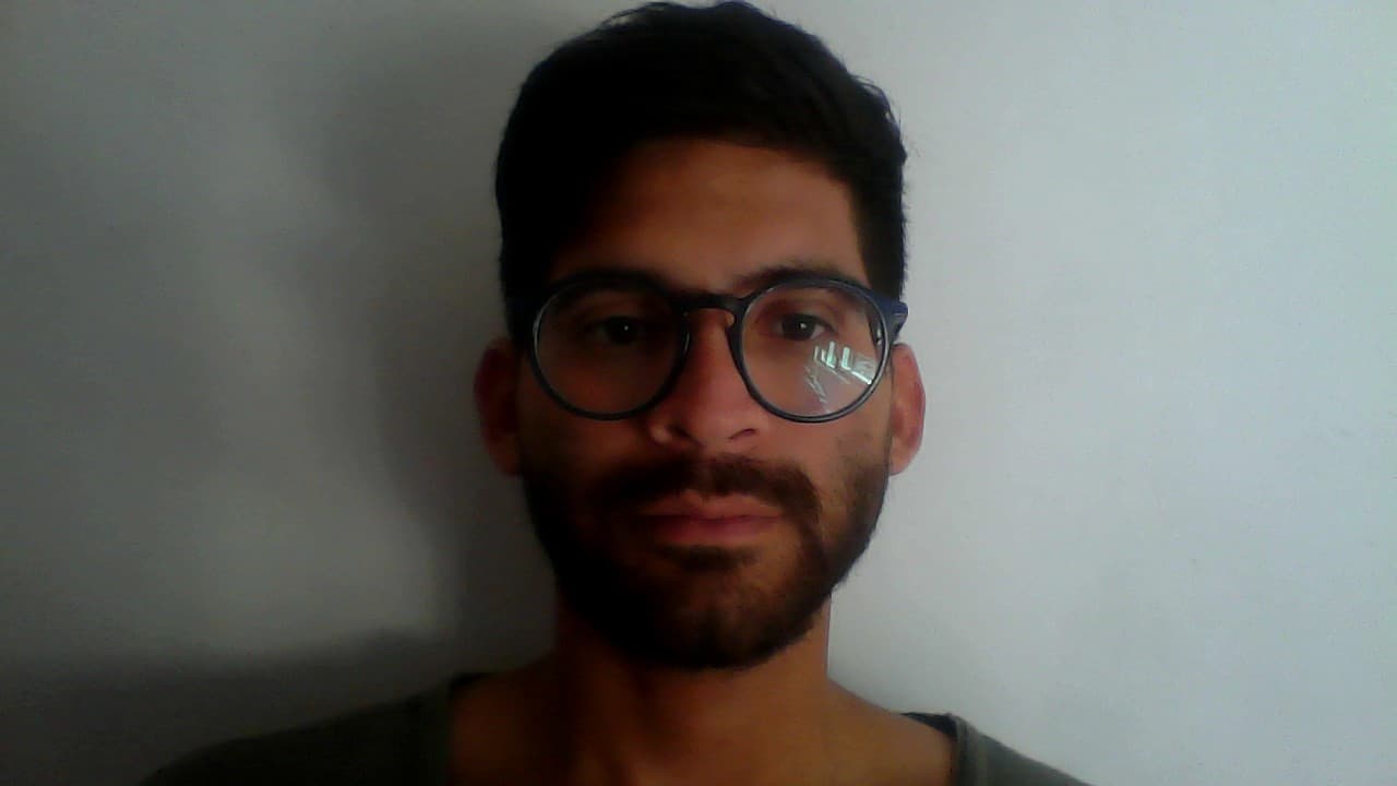 ALAN GONZALO VILLARROEL GUZMAN