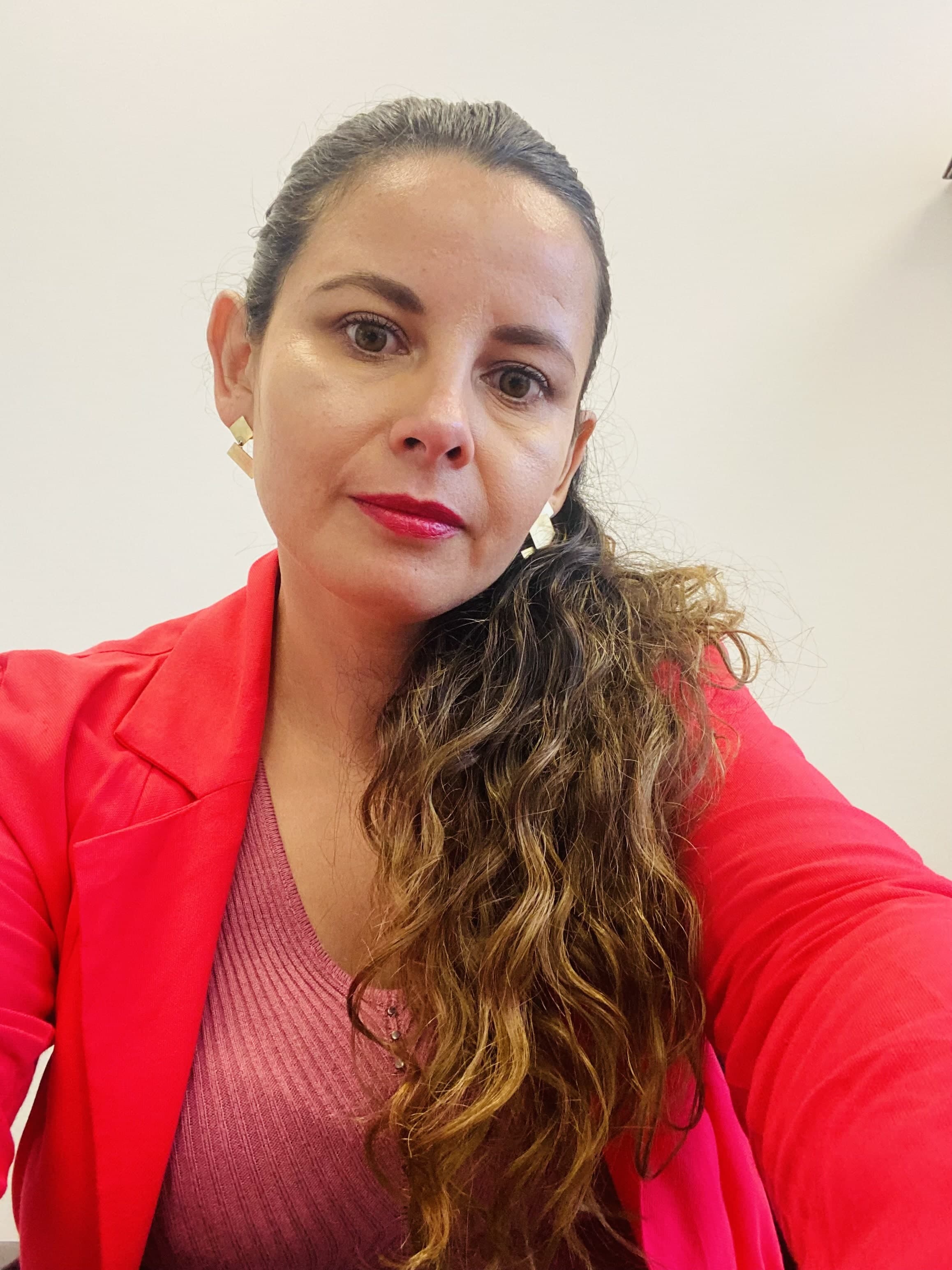 LINETT IBANIA RIVEROS ALFARO