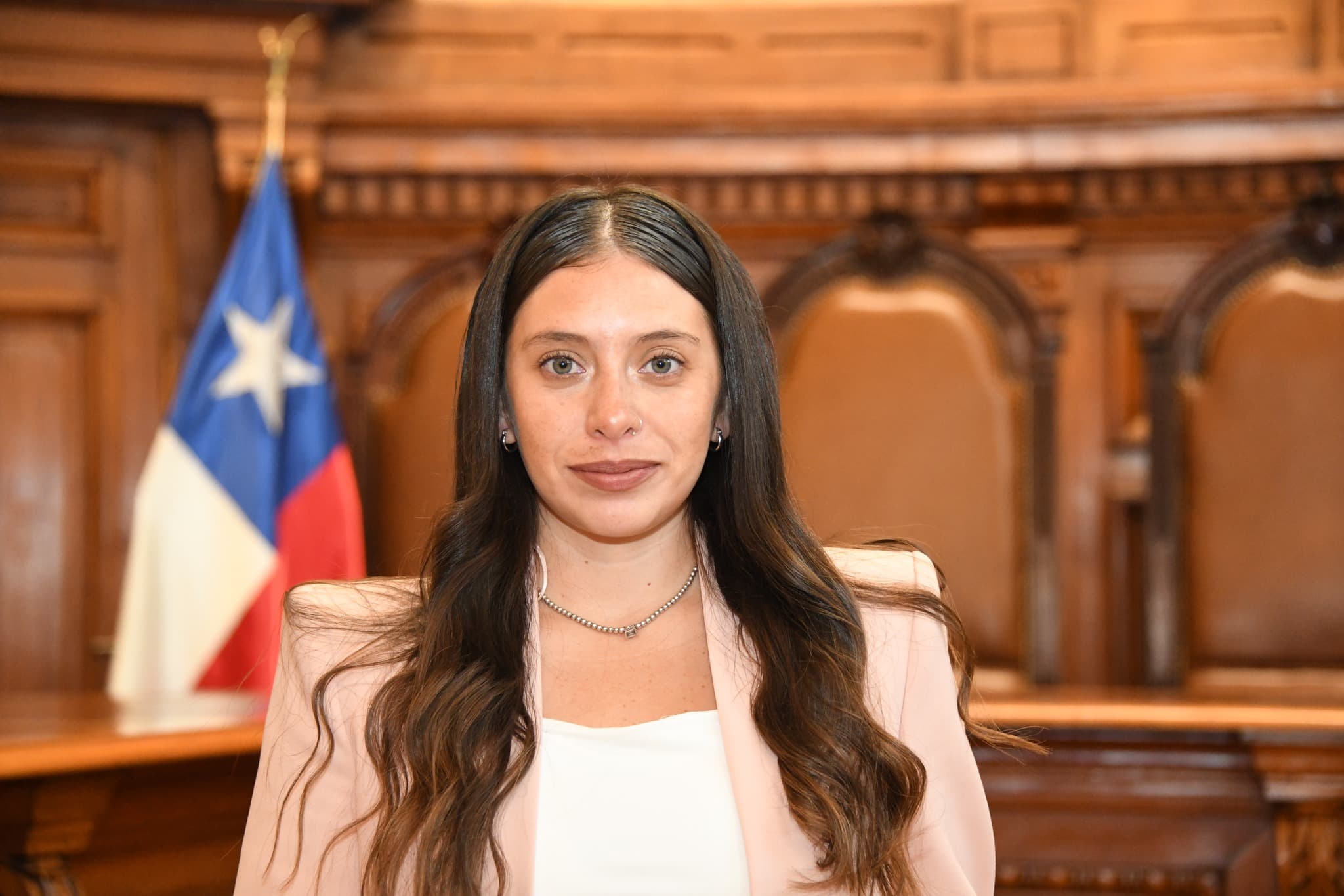 ANAÍS NICOL HORMAZÁBAL LEON