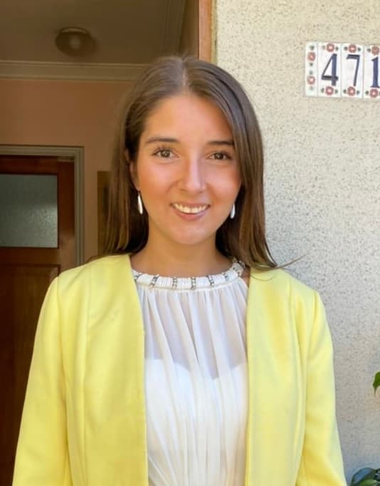 TANIA LÍA VALENZUELA FOLLIA