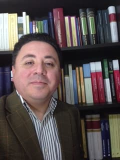 Víctor Haro Bustamante