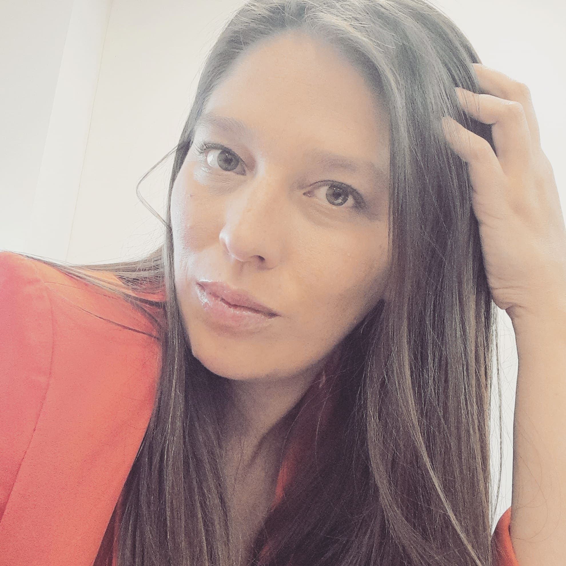 TAMARA INÉS DESCHAMPS RUBILAR