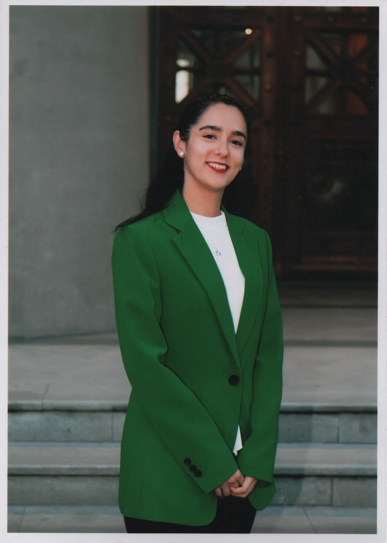 CINTHIA VALESKA SANTOLAYA RUIZ