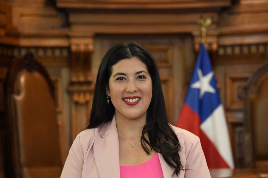 MARÍA ALICIA MEDINA CISTERNA