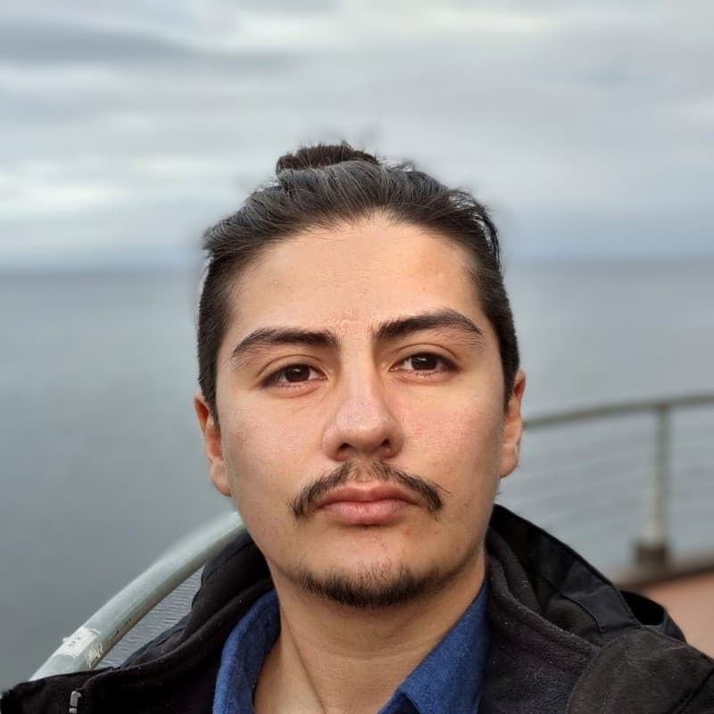 jorge andres maximiliano olave torrealba